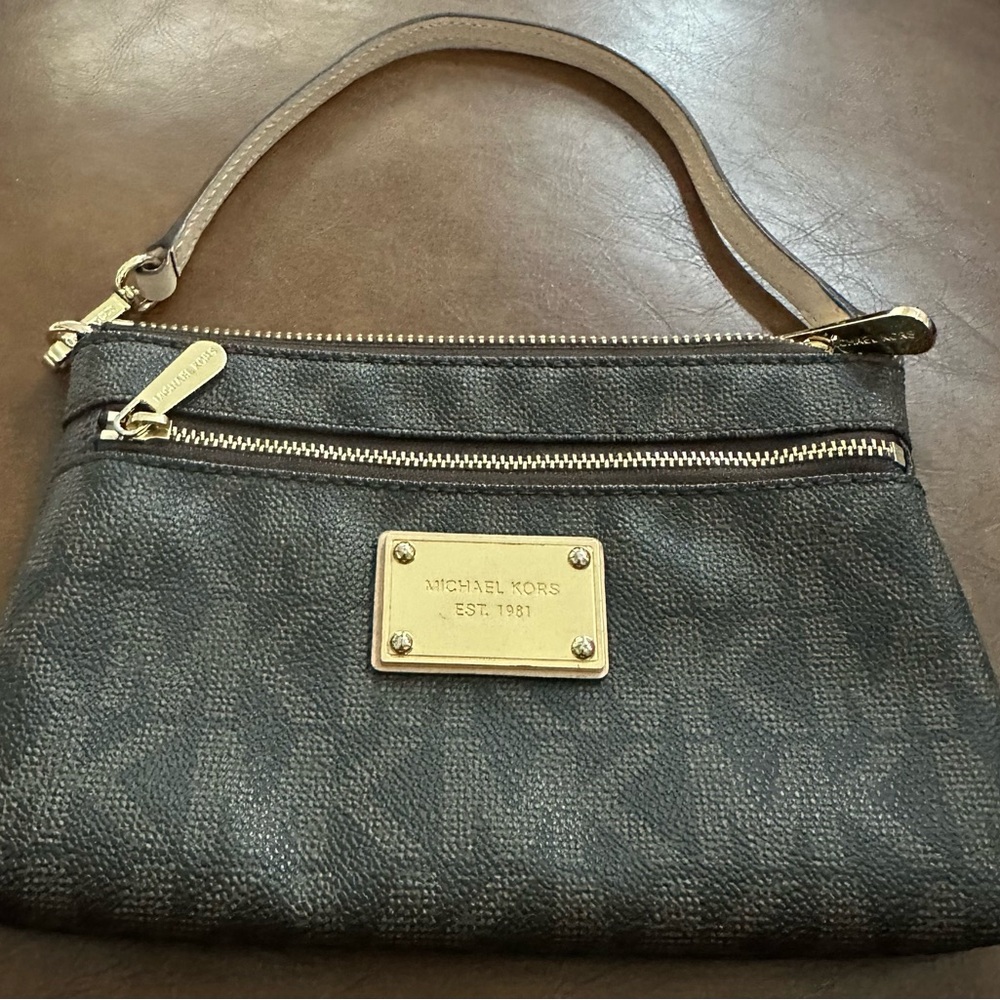 Michael Kors purse